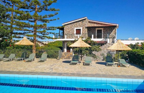 Old Hersonissos Apartment | 30 m² Apartment ∙ 1 bedroom ∙ 4 guests