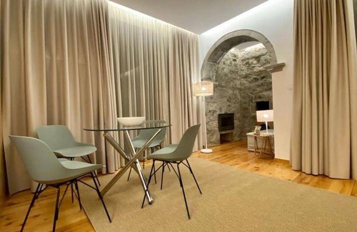 Caloura Apartment | 30 m² Apartment ∙ 1 bedroom ∙ 4 guests
