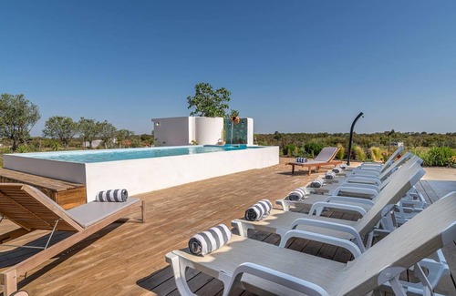 Sao Francisco da Serra Villa | 300 m² Villa ∙ 8 bedrooms ∙ 20 guests