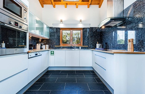 Marmelete House | 300 m² House ∙ 4 bedrooms ∙ 8 guests