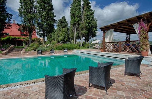 Castelfiorentino Villa | 300 m² Villa ∙ 9 bedrooms ∙ 17 guests