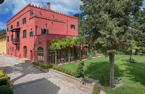 Castelfiorentino Villa | 300 m² Villa ∙ 9 bedrooms ∙ 17 guests