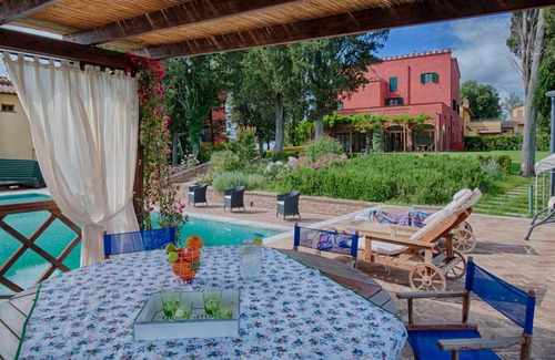 Castelfiorentino Villa | 300 m² Villa ∙ 9 bedrooms ∙ 17 guests