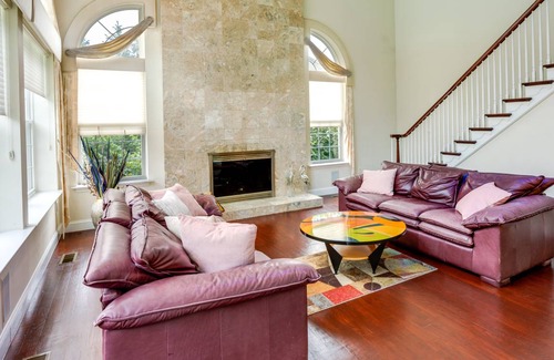 Mainland House | 306 m² House ∙ 4 bedrooms ∙ 8 guests