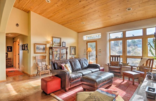 Del Norte House | 309 m² House ∙ 6 bedrooms ∙ 8 guests