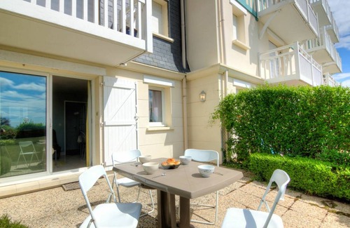 Blonville-sur-Mer Apartment | 37 m² Apartment ∙ 2 bedrooms ∙ 4 guests