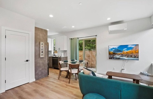 Green Lake House | 3BR 2.5BA Rooftop View Green Lake Hideaway