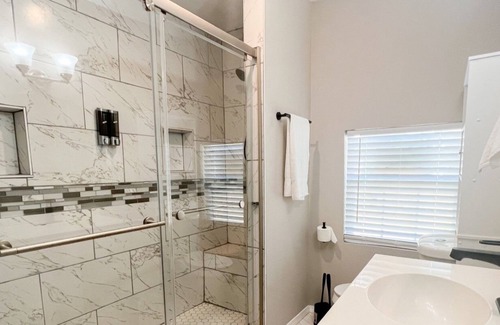 North Shore House | 3br/2bath, Hammock /Huge yard/House to yourself
