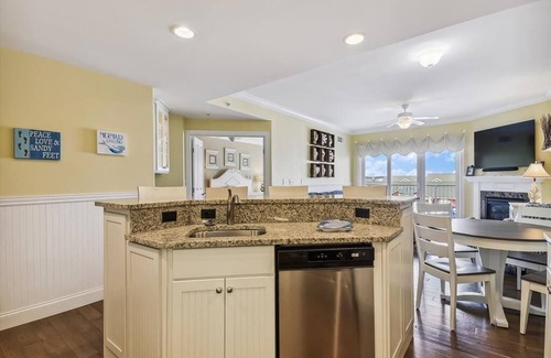 Bethany Beach Condo | 3BR/3BA OCEANFRONT Condo on the Bethany Boardwalk with a POOL