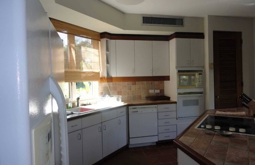 Cerro Gordo Villa | 3BR– Villa Oleana at Lakeside Villas- waterviews, Oceanfront w/water & generator