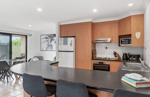 Evans Head House | 4-21 Maple Lane - Modern Townhouse