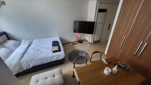 Yeoksam Apartment | 4-2926 #Gangnam Stn, 5-min #Yeoksam Stn, 3-min #OTT #Concierge Gangnam Managed