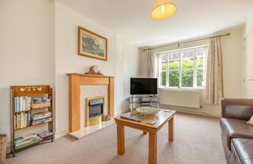Crewe House | 4 Aldelyme Court