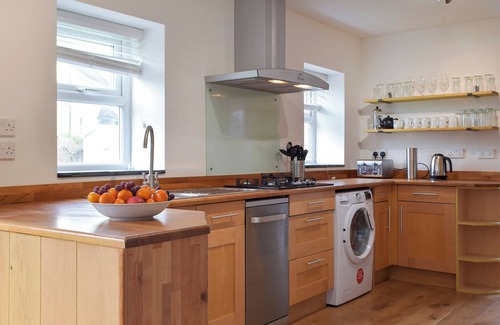 Scurlage Cottage | 4 bedroom accommodation in Gower