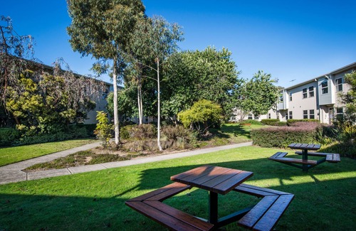 Berwick Apartment | 4 bedroom apartment in Berwick location