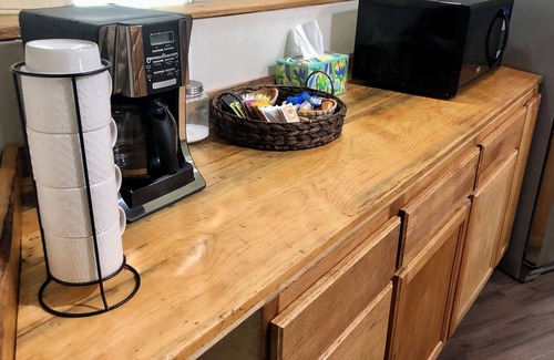 Squaw Valley House | 4 Bedroom Family Stay Near Kings Canyon NP - Great Wifi and EV Charger