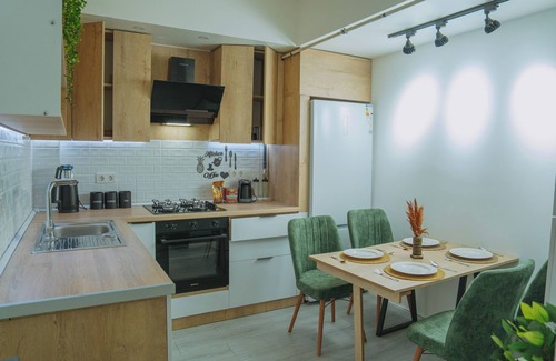 Aksaray Apartment | 4 Bedroom Flat with Terrace near Historic Istanbul