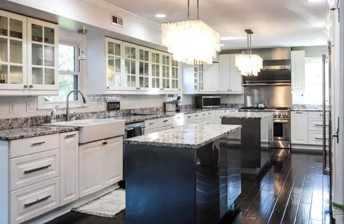 Paw Creek House | 4-bedroom house in fantastic Charlotte with POOL