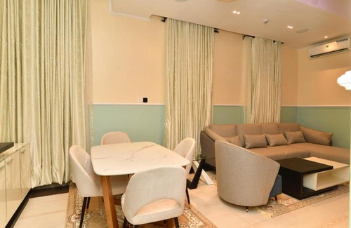 Surulere Apartment | 4 bedroom Luxury Apartment