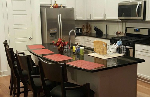 Montopolis House | 4 bedrooms with plenty of amenities