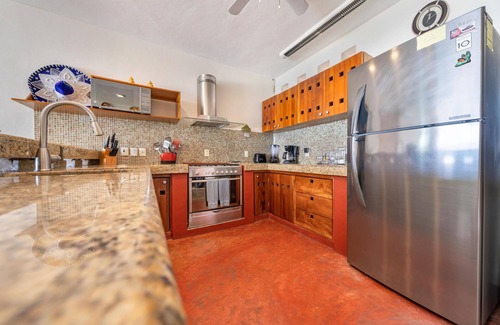 Cancun Condo | 4 BR Oceanfront Villa with Pool