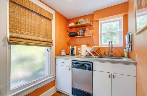 Zilker Apartment | 4 Mi to Dtwn: Pet-Friendly Austin Studio