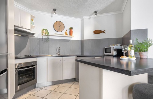 Sunshine Beach Apartment | 4 Parkshores - Coastal Retreat Close to Beach