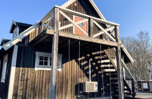 Drottningskar House | 4 star holiday home in Drottningskär