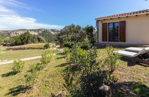 Baja Sardinia Apartment | 40 m² Apartment ∙ 2 bedrooms ∙ 4 guests