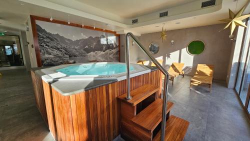 Zakopane Apartment | 405 Apartament Zakopiański z tarasem Sauna & Jacuzzi & Siłownia & Plac Zabaw