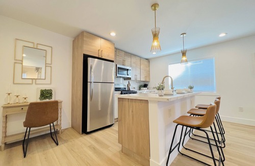 Corridor House | 4171-Stylish Gem