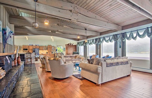 West Juneau House | 423 m² House ∙ 4 bedrooms ∙ 10 guests