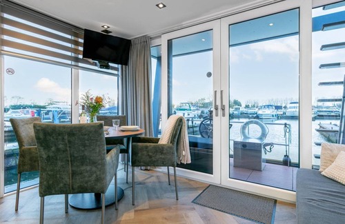 Kerkdriel House | 44 m² House ∙ 1 bedroom ∙ 2 guests