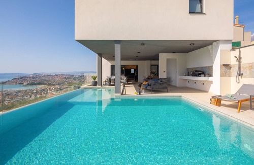 Podstrana Villa | 450 m² Villa ∙ 4 bedrooms ∙ 8 guests