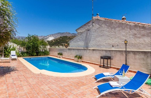 Conchar Villa | 466 m² Villa ∙ 4 bedrooms ∙ 8 guests