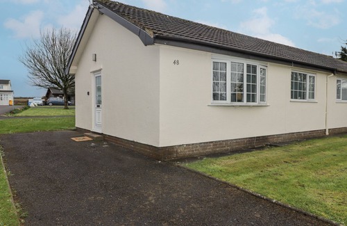 Scurlage Cottage | 48 Gower Holiday Village