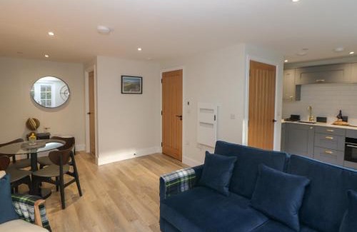 Stoney Middleton Apartment | 48 Rock Mill