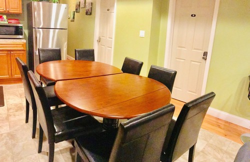 Quincy Apartment | 4BR 6BEDS WOLLASTON BEACH. NearBOSTON3
