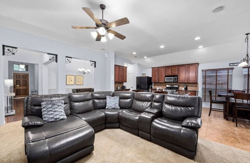 Houston Apartment | 4BR Sleeps 9, Foosball, Patio, Near Race Park