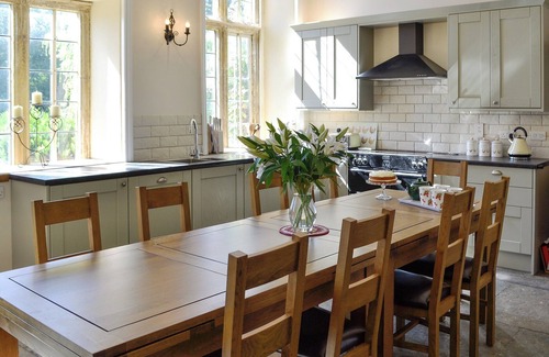 Pulham Cottage | 5 bedroom accommodation in Glanvilles Wootton, near Sherborne