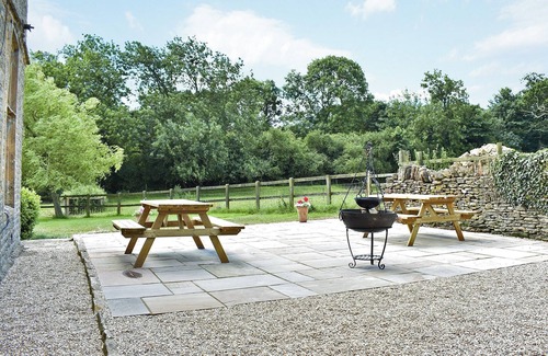 Pulham Cottage | 5 bedroom accommodation in Glanvilles Wootton, near Sherborne