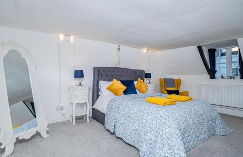 City Centre Apartment | 5 Central Chambers