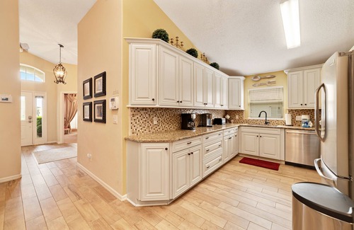 Windsor Palms House | 5 MINS to DISNEY! Themed! Costumes, Toys, HEATED POOL/SPA, PS4, Grill.