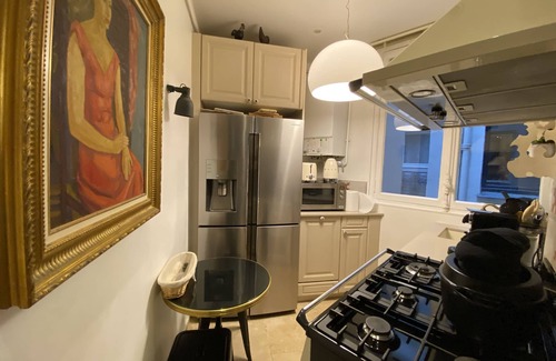 Montparnasse Apartment | 5-room apartment jardin du Luxembourg grand piano