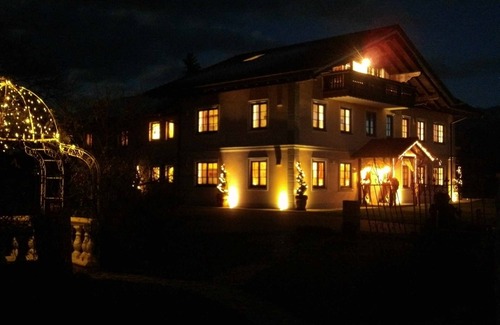 Luft Apartment | 5 star apartment "Sissi" with heated pool & fantastic panorama