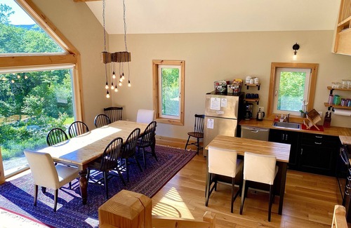 Bethel House | 5 STAR HOME - Mtn Views, AC, Hot Tub, Firepit, Theater - 10 Mins to Sunday River