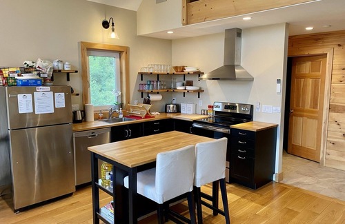 Bethel House | 5 STAR HOME - Mtn Views, AC, Hot Tub, Firepit, Theater - 10 Mins to Sunday River