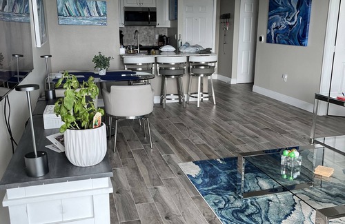 Boynton Beach Condo | 5-star luxury 2bd/2bth 11th floor condo steps from intracoastal