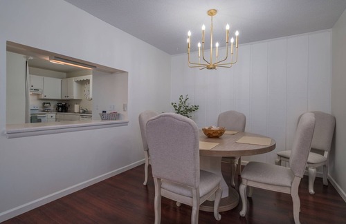 Crestline Heights Apartment | 5 Star Luxury Living in Homewood Minutes from Samford!