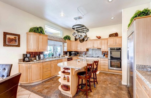 Enterprise House | 5 STAR ⭐️⭐️⭐️⭐️⭐️ STUNNING PRIVATE LV ESTATE!